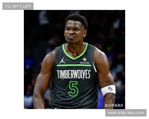 安东尼·爱德华兹与戈贝尔挡拆突分比上季打出更高效