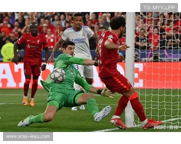 对阵皇马中场：乌加特的对抗能力分析