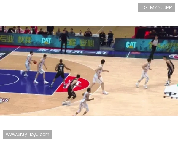 人墙规则：防守方列人墙时必须退足9.15米，否则裁判可重罚任意球